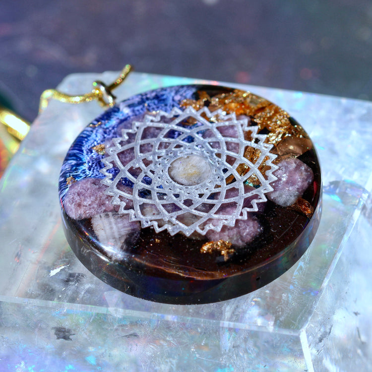 Handmade Orgonite Crystal Necklace – Quartz & Lepidolite Crown Chakra Pendant