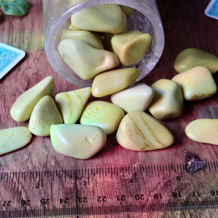 Serpentine Tumble Pocket Crystal