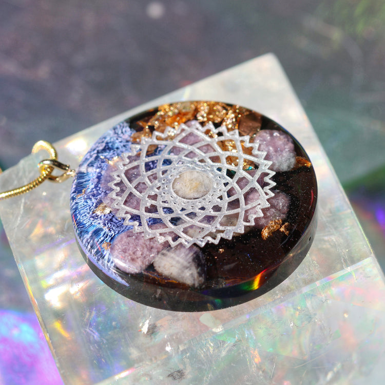 Handmade Orgonite Crystal Necklace – Quartz & Lepidolite Crown Chakra Pendant