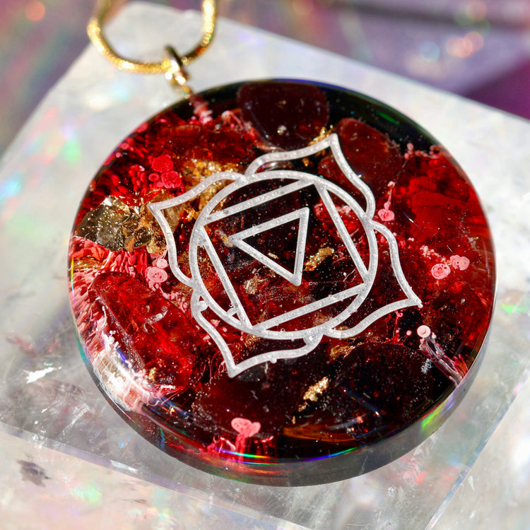 Handmade Orgonite Crystal Necklace – Quartz & Garnet Root Chakra Pendant