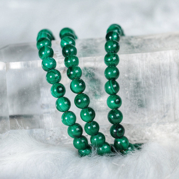 Real Malachite Crystal Bracelet w/ 8mm Polished Gemstone Bead - Scorpio, Capricorn Gift - Heart & Solar Plexus Bracelet for Transformation