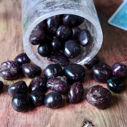 Garnet Tumble Pocket Crystal